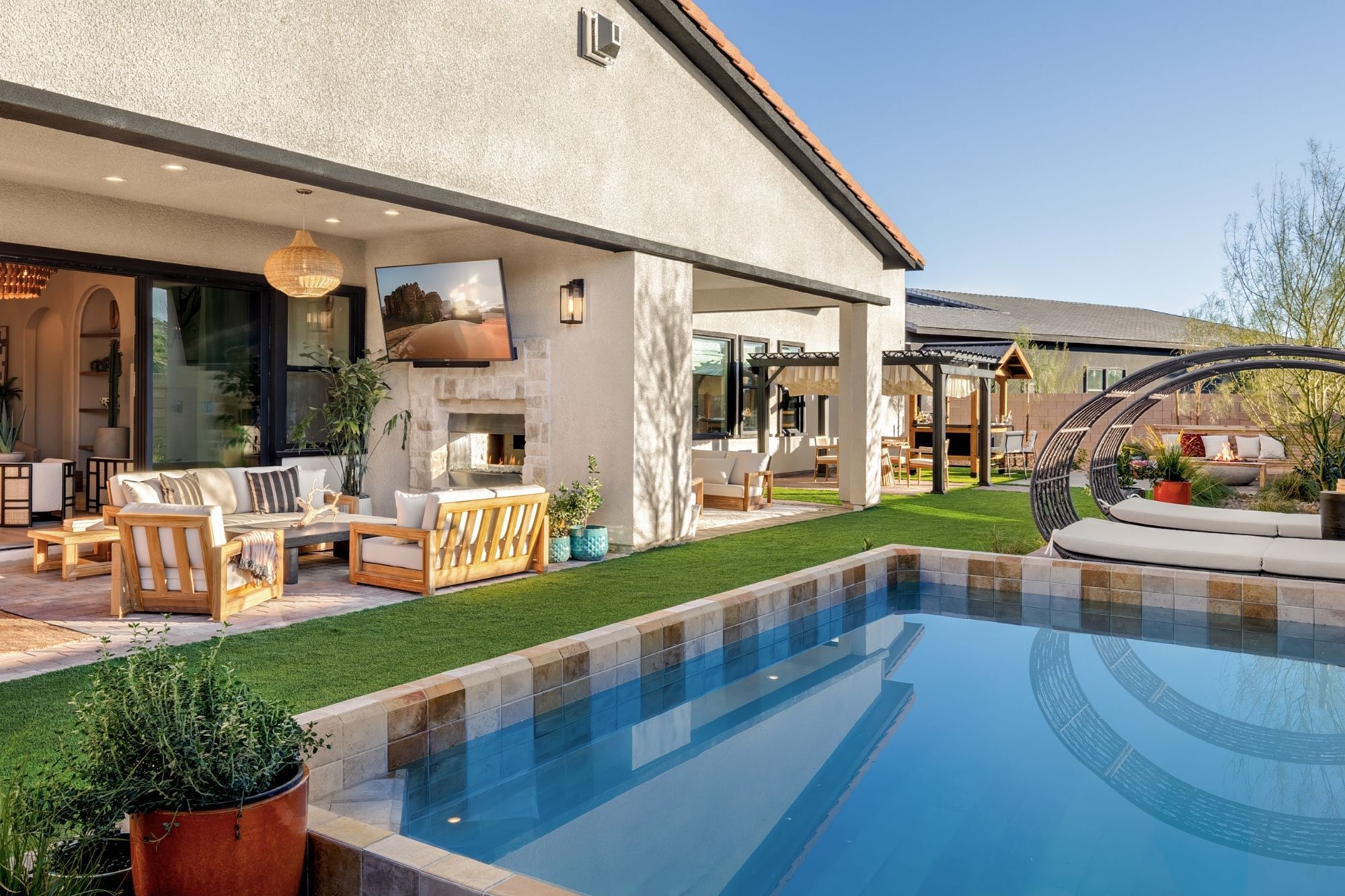 RTB House 1, Scott and Brooke - Project Gallery page (1)
