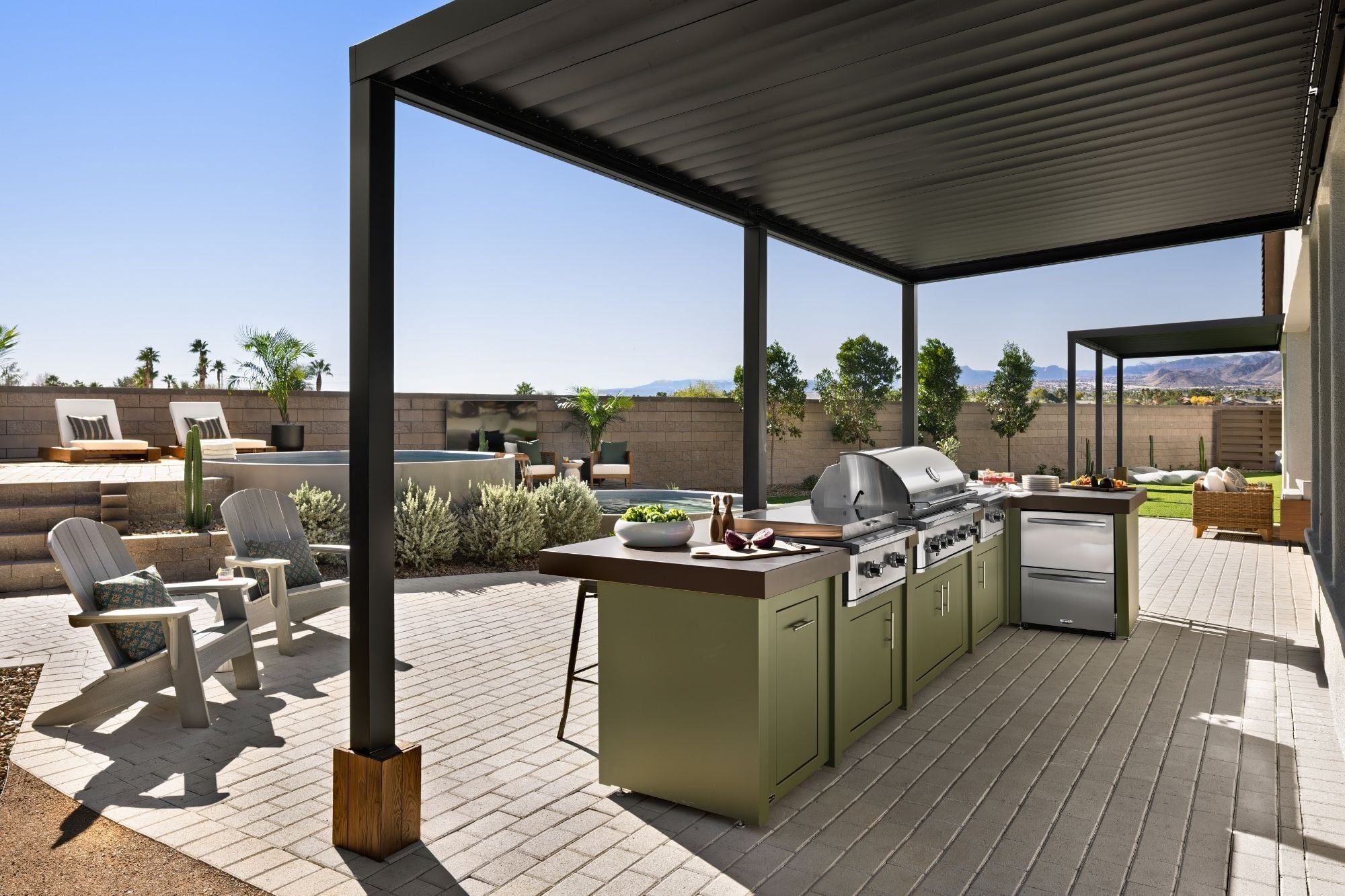 RTB House 3 - Mina and Vernon - Project gallery (2)